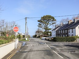 Y Gyfrinach