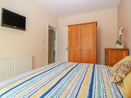 8 Coastguard Cottages