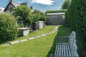 Whinstones at 4 The Villas