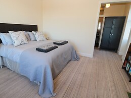 Whinstones at 4 The Villas