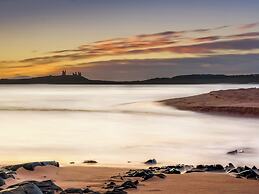 Whinstones at 4 The Villas