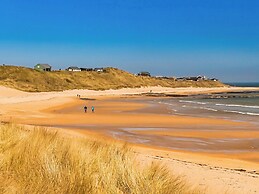 Whinstones at 4 The Villas