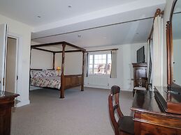 Groomes Country House