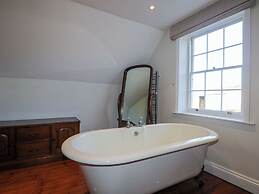 Groomes Country House