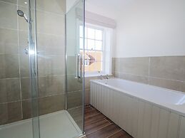 Groomes Country House