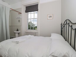 Milton Manor