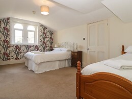Milton Manor