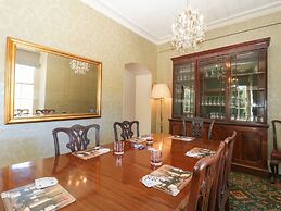 Milton Manor