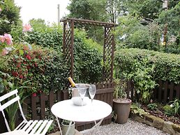Wattle Cottage