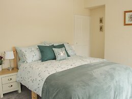 Whitewater Cottage