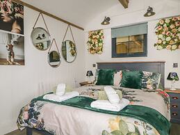 High Rigg Shepherd's Hideaway