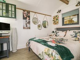 High Rigg Shepherd's Hideaway