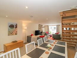 Spring Rose Cottage