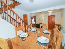 Holly Tree Cottage