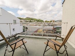 1 South Snowdon Wharf