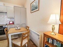 1 South Snowdon Wharf