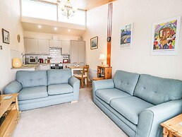 1 South Snowdon Wharf