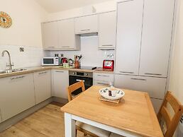 1 South Snowdon Wharf