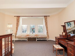 Auchentroig House
