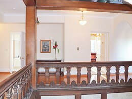Auchentroig House
