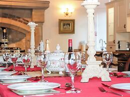 Auchentroig House