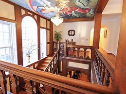 Auchentroig House