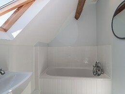 Swallows, 1 The Old Stables