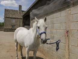 Swallows, 1 The Old Stables