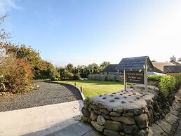 Tyddyn Sianel - Derw