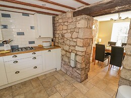 Rainforest Cottage