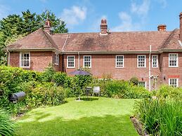 Woodlands By The Sea Cottage