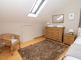 Cholwell Barn Apartment