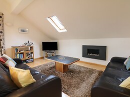 Cholwell Barn Apartment