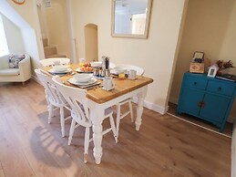 Cobbler's Cottage