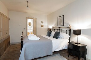 Greystead Old Church