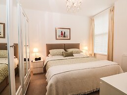 2B Cavendish Villas