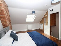 Weybury Cottage