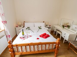 Lough Mask Road Fishing Cottage