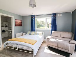 Seachange Annexe