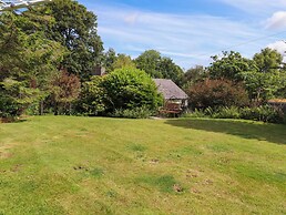 Bwthyn Gwyn Ty'n Y Pant