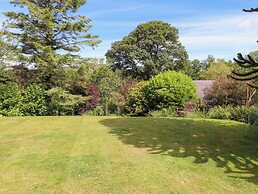 Bwthyn Gwyn Ty'n Y Pant