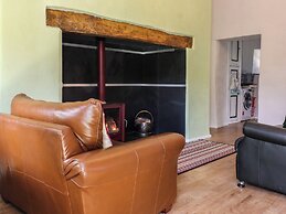 Bwthyn Gwyn Ty'n Y Pant