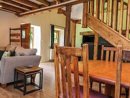 Bwthyn Gwyn Ty'n Y Pant