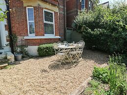 Elm Villa