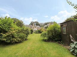 Red Squirrel Cottage, 5 Biddlestone