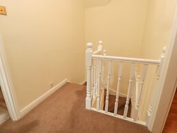 Red Squirrel Cottage, 5 Biddlestone