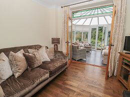 Red Squirrel Cottage, 5 Biddlestone