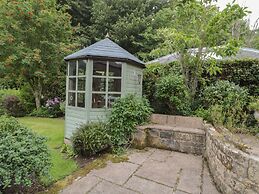 Red Squirrel Cottage, 5 Biddlestone