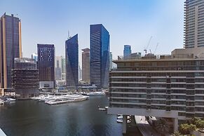 Dashing 1BR Apartment In Dubai Marina