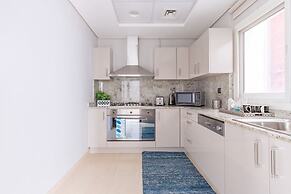 Superb & Incomparable 2BR With Study in the Heart of Downtown Dubai!